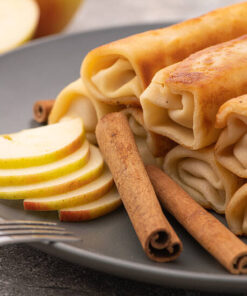 МЛИНЦІ З ЯБЛУКОМ ТА КОРИЦЕЮ